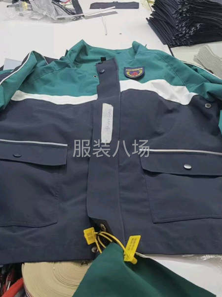 承接梭织类上衣，棉服羽绒服品牌订单。确保质量交期。服务好每个-第2张图片