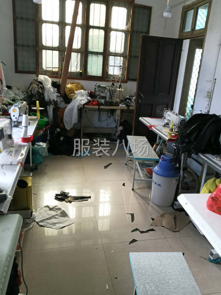 主做上衣呃梭为主4号桥抖音衬衫八达皮羽绒服等-第3张图片