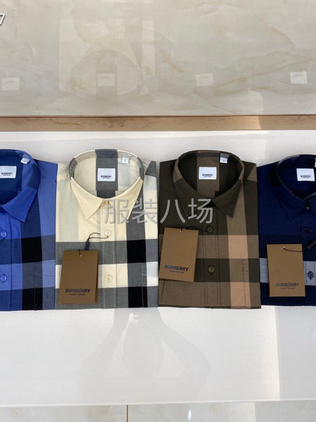 Burberry 经典大格子条纹衬衫-第6张图片