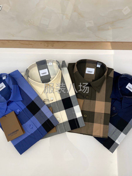 Burberry 经典大格子条纹衬衫-第7张图片