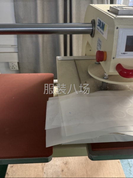 烫画压烫工-第1张图片