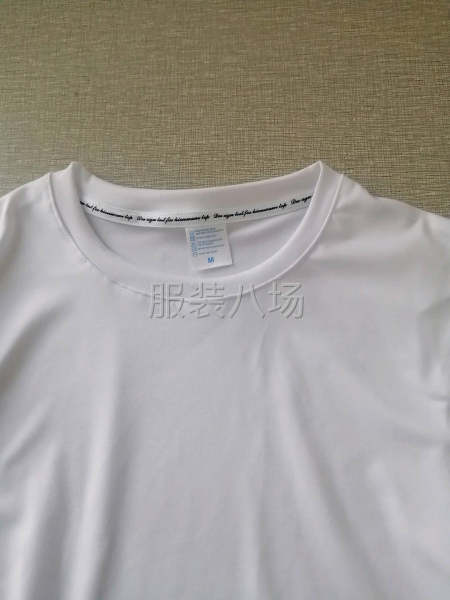 莫代尔T恤衫-第2张图片