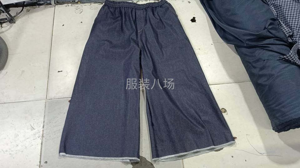 专业做牛仔，卫裤，棉衣-第1张图片