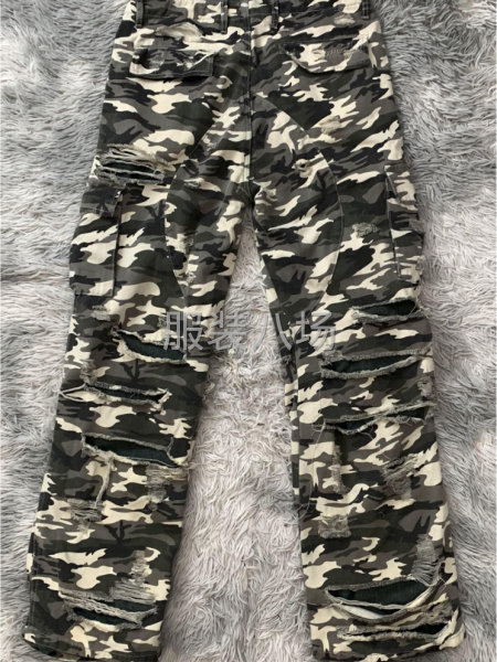 木林森服装工室-第3张图片