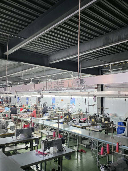 青岛外贸公司日照服装厂诚招缝纫工！质检包装工！-第1张图片