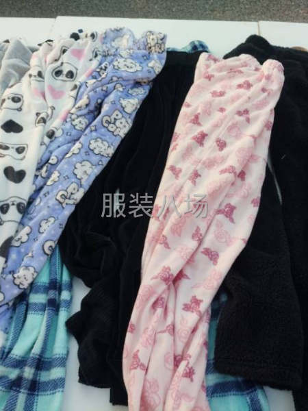 服装工厂针织服装外贸尾单-第1张图片