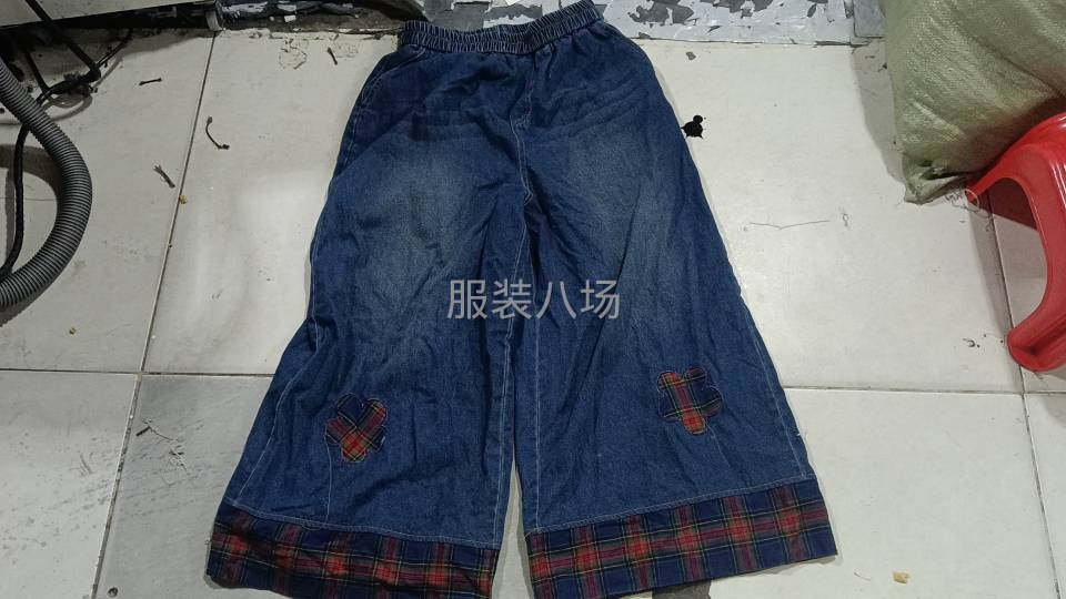 专业牛仔，卫裤，梭织，洗水面料-第1张图片