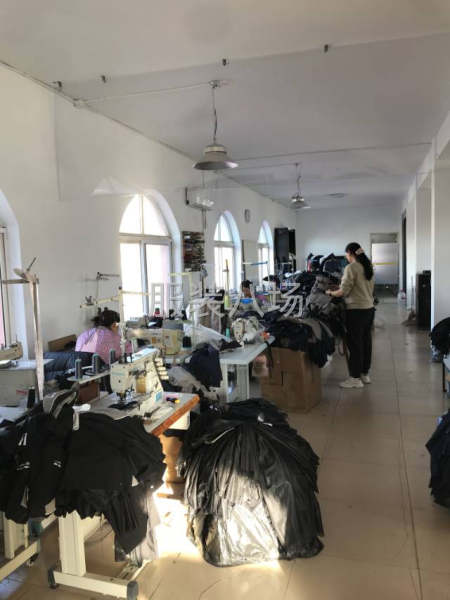 精品小单快反，三天出样衣 一周出大货-第2张图片