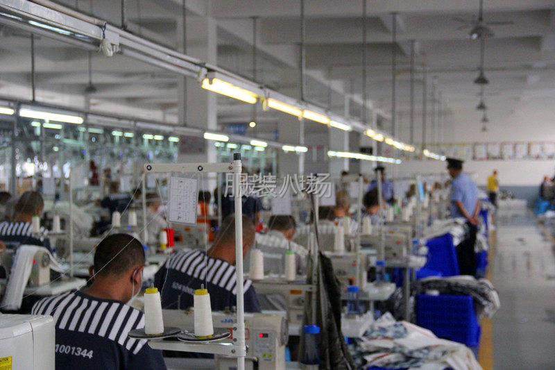 贵州监狱，生产简单裤子，内胆，防晒衣，冲锋衣为主-第2张图片