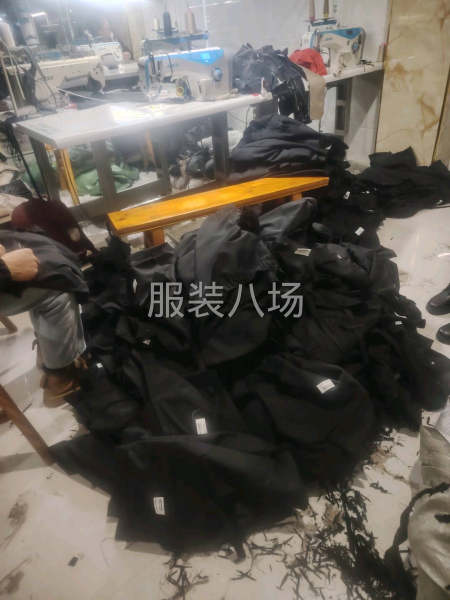 服装厂车位-第4张图片
