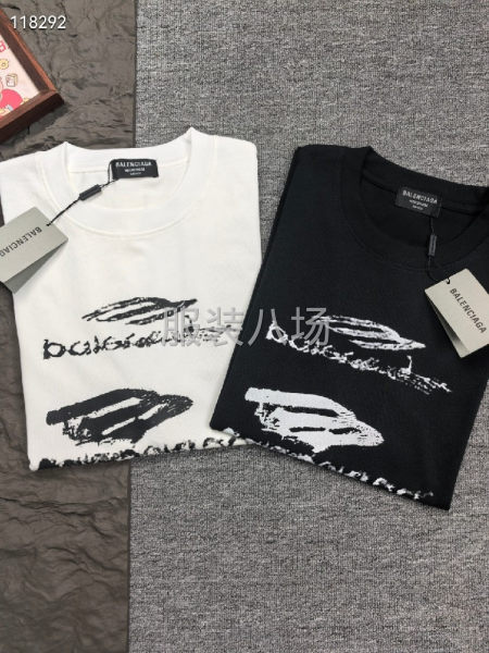 女款巴黎世家圆领短袖-第6张图片