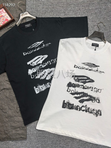 女款巴黎世家圆领短袖-第4张图片