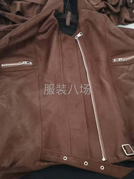 本厂有16人车工，主做梭织面料、如麂皮绒。-第1张图片