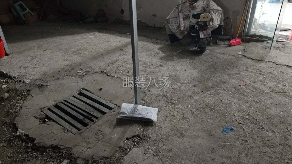 使用中杰克五线拷边机-第1张图片