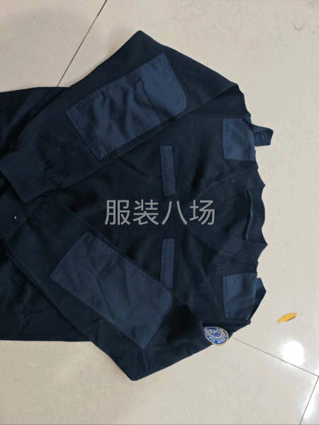 外贸订单针织衫踩平车，有梭织布料附件-第1张图片