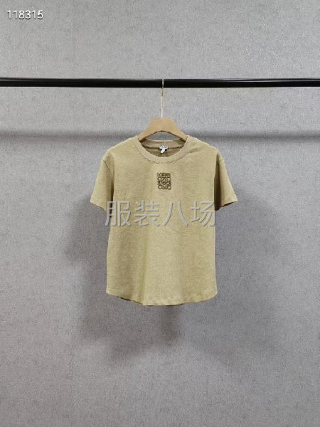 罗意威雪花复古女款T恤  工艺 刺绣-第2张图片