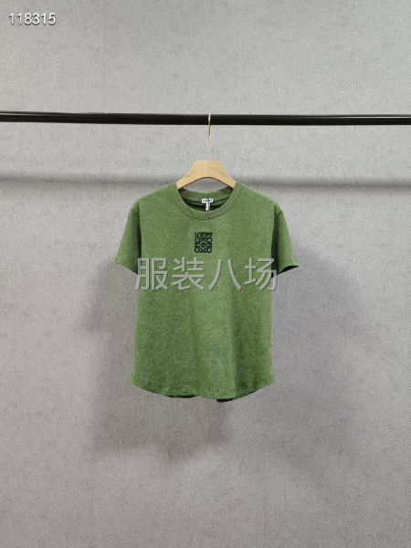 罗意威雪花复古女款T恤  工艺 刺绣-第3张图片