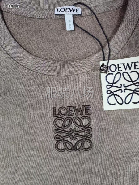 罗意威雪花复古女款T恤  工艺 刺绣-第7张图片