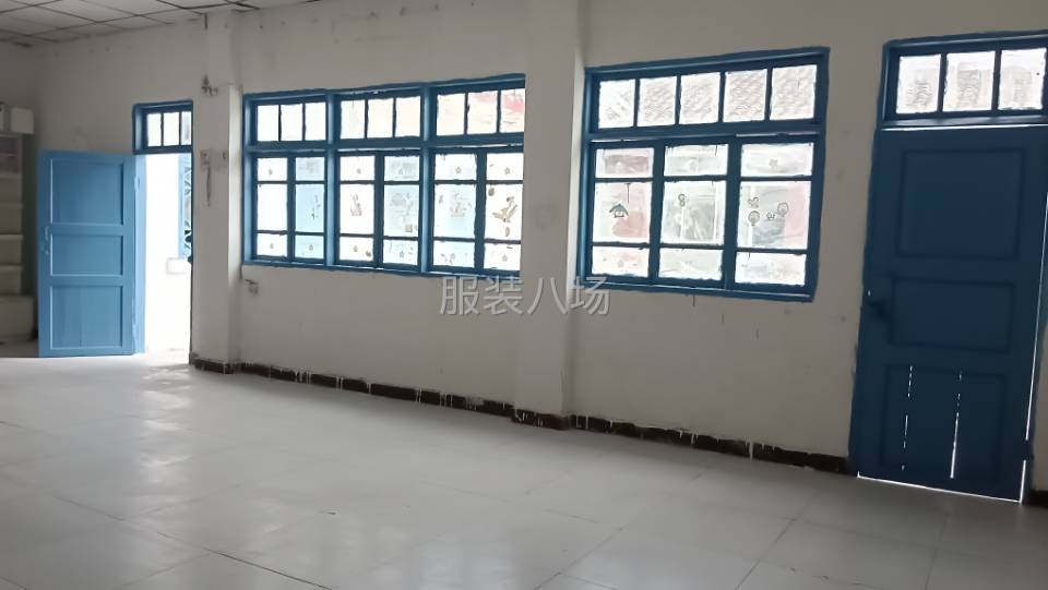 原房东，以前自己开服装加工厂，独门独院，有车间，有住房有门面-第6张图片