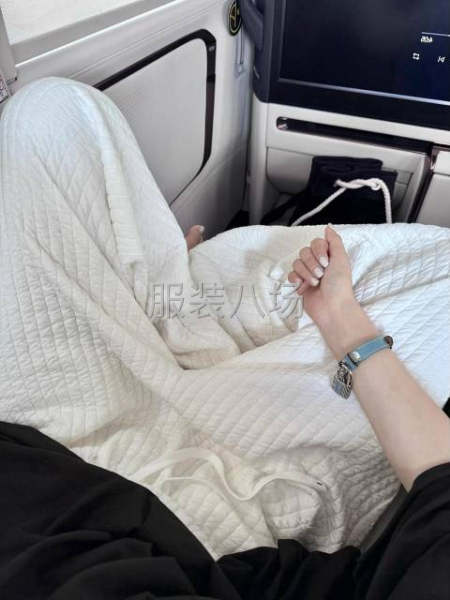 桃皮绒2025冬季加棉加绒加厚保暖松紧腰两穿直筒裤-第1张图片