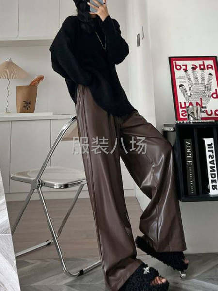 蛋白PU皮阔腿裤-第2张图片