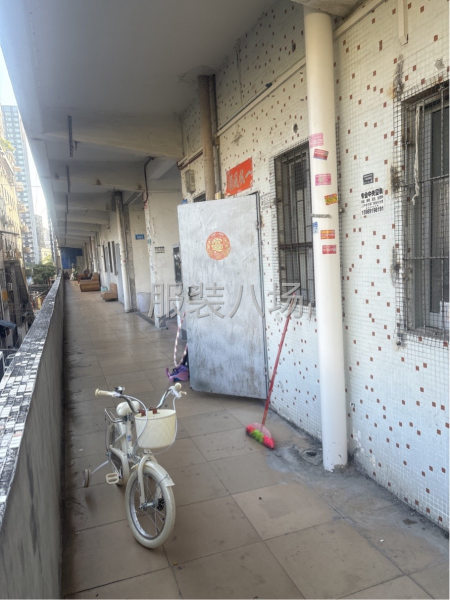 三楼电梯口-第1张图片