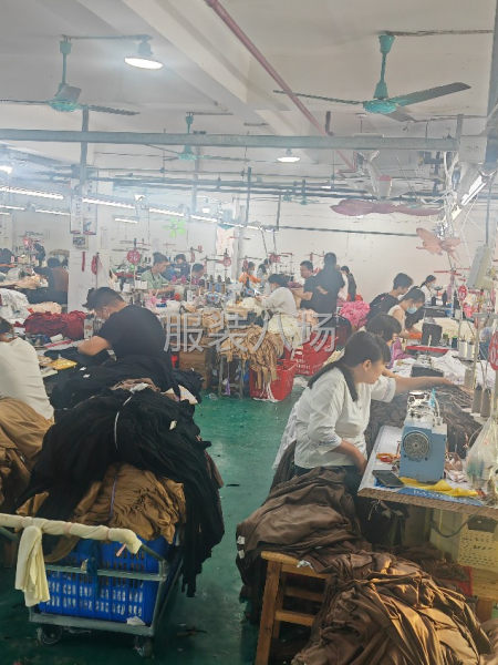 承接十三行。沙河市场 T恤 卫衣针织品类加工  可包工包料-第1张图片