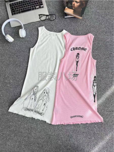 有克羅心巴黎 T 牛仔褲 牛仔衫聯(lián)系下 有直播團隊金寶也有檔-第1張圖片