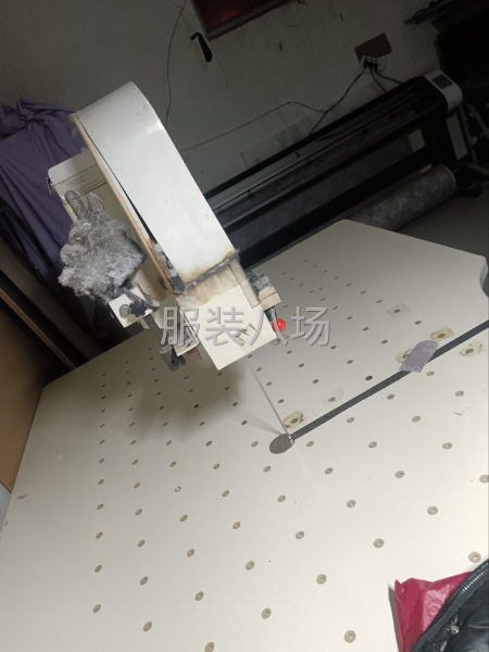 裁剪加工聯(lián)系你我他-第1張圖片