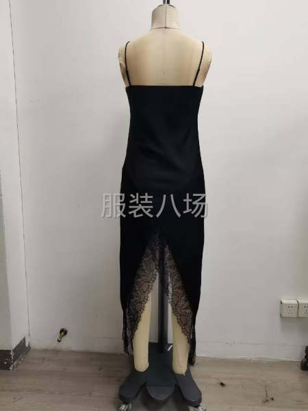 段面蕾丝，来去缝吊带背心-第2张图片