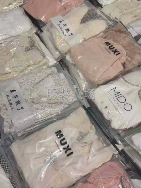 回收服装库存尾货-第3张图片