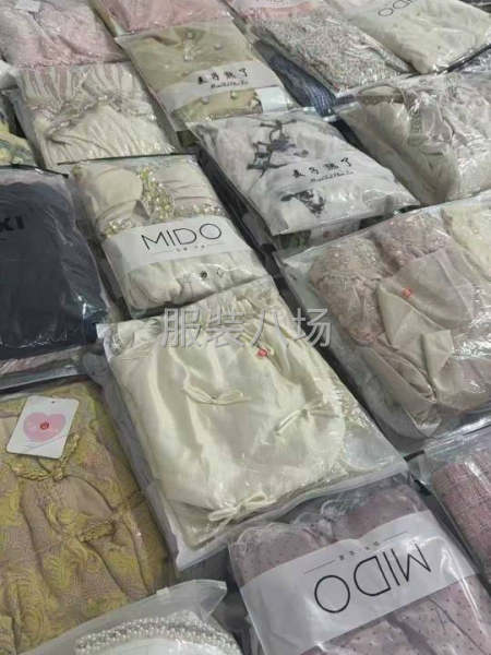 回收服装库存尾货-第5张图片