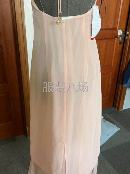 裙子3200件外发-第4张图片