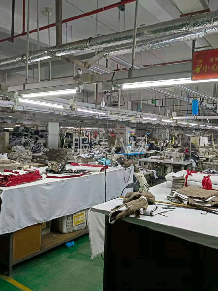 本人手上有一批優秀的工人現有團隊100余人-第1張圖片