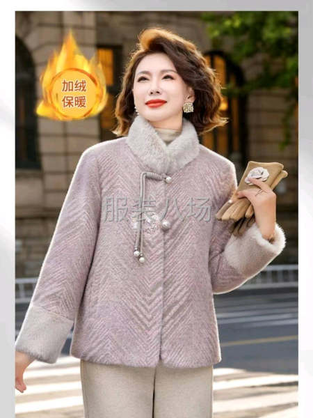 中老年棉衣外发1500件-第1张图片