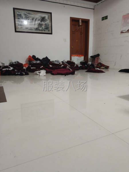 车间住房各一间，适合夫妻对-第1张图片