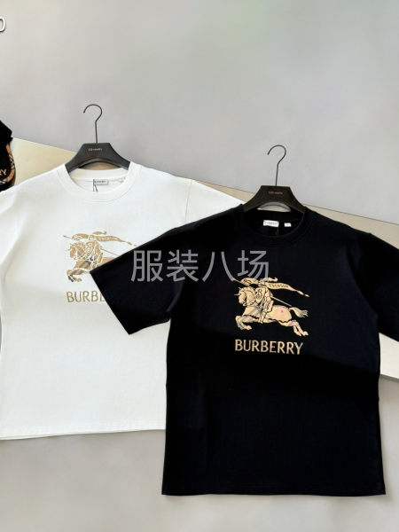 BURBERRY款漸變馬術(shù)LOGO-第3張圖片
