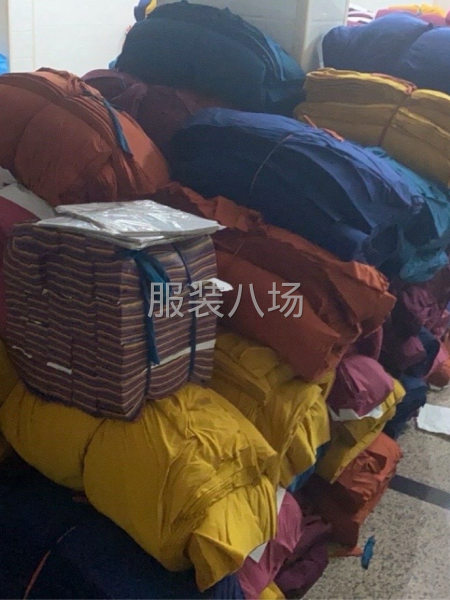 招缝车，平车，拉车，主做外单牛奶丝长裙，货源稳定，整年可做-第1张图片