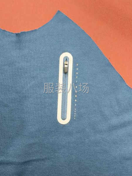 承接各种服装冲锋衣无缝压胶工艺-第7张图片