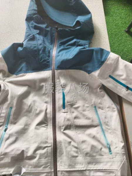 承接各种服装冲锋衣无缝压胶工艺-第6张图片