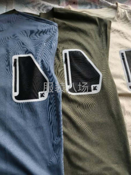 承接各种服装冲锋衣无缝压胶工艺-第9张图片