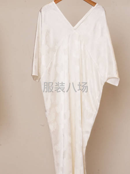 招聘做工精细的样衣工-第1张图片