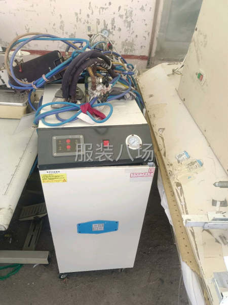 服装厂处理，CAD，带子锯，案板，锅炉烫台，割沿子机等-第6张图片