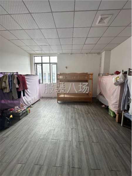 服装厂流水作业，按工序要求进行生产-第7张图片