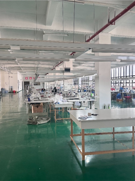 服装厂流水作业，按工序要求进行生产-第3张图片