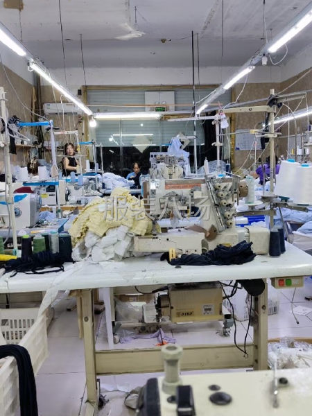 承接各种面料裤子-第1张图片