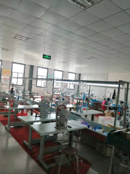 信合服裝廠找沖鋒衣棉服，羽絨服，夾克類的訂單-第3張圖片