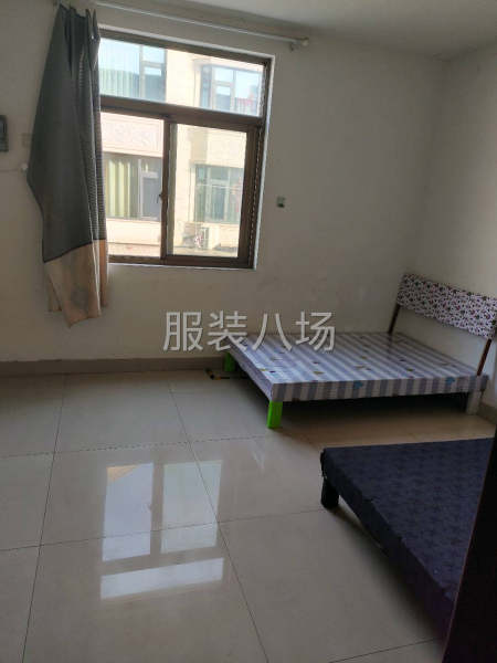 有住房出租空調(diào)熱水費設(shè)備齊全，交通方便，-第1張圖片