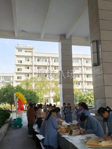 服裝廠學徒包吃住交社保-第1張圖片