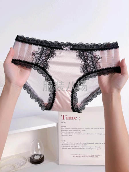 蕾丝纯欲内裤女性感高级透气全棉内裤-第3张图片